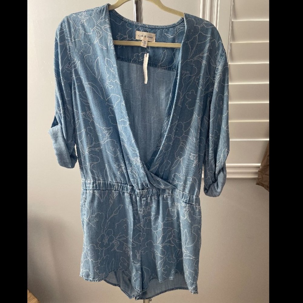 Cloth & Stone Blue Floral Romper